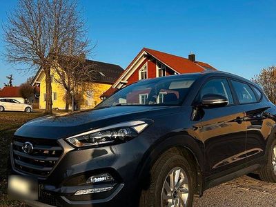 Second-hand Hyundai Tucson Trend 141 CP (103 kW) 2018 Gri SUV