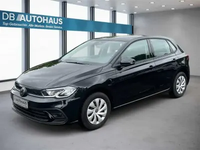 Gebraucht VW Polo Life 95 PS (69 kW) 2024 Schwarz Kleinwagen