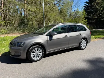 Używany VW Golf VII Comfortline 105 KM (77 kW) 2014 Srebrny Kombi