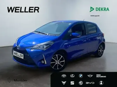 Gebraucht Toyota Yaris Hybrid Team 101 PS (74 kW) 2018 Blau Kleinwagen
