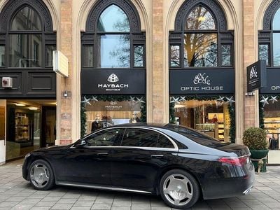 Schwarz Gebraucht 2023 Mercedes S400 Limousine | 119.900 €