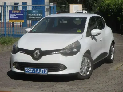 Gebraucht Renault Clio Expression 73 PS (53 kW) 2014 Gletscherweiss Kleinwagen