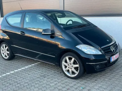 Gebraucht Mercedes A150 Avantgarde 95 PS (69 kW) 2008 Schwarz Kleinwagen