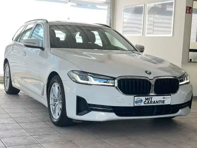 Usata BMW 530 Sport Line 286 CV (210 kW) 2023 Bianco SUV