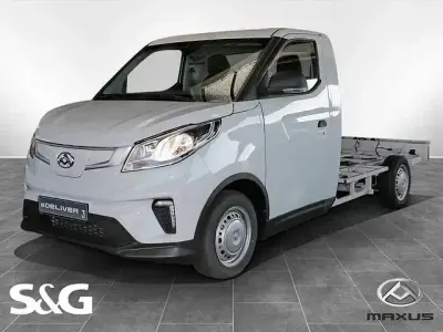 Gebraucht Maxus eDeliver 3 86 kW (118 PS) 2025 Warm white exterior Van