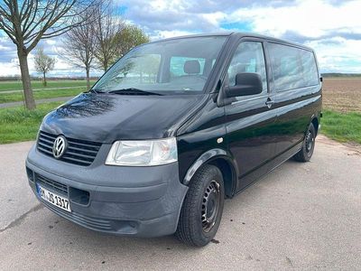 Second-hand VW Transporter 174 CP (127 kW) 2007 Negru Van