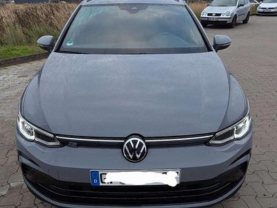 Gebraucht VW Golf VIII R-line 190 PS (139 kW) 2022 Grau Kombi