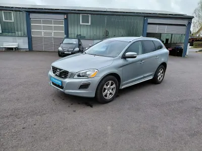 Occasion Volvo XC60 R-Design 215 ch (158 kW) 2012 Argent SUV