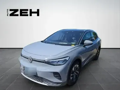 Gebraucht VW ID.4 Pro Performance 150 kW (204 PS) 2023 Mondsteingrau schwarz SUV