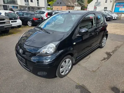 Używany Toyota Aygo City 68 KM (50 kW) 2009 Czarny Hatchback