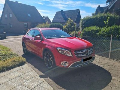Mercedes GLA200