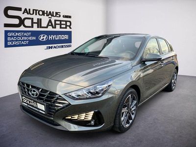 gebraucht Hyundai i30 1.5 T-GDI 7-DCT Trend Mild-Hybrid