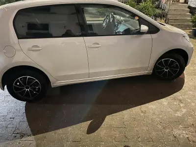 Gebraucht VW e-up! 61 kW (83 PS) 2021 Weiß Kleinwagen