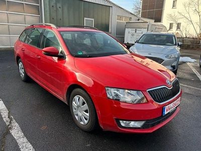 Rot Gebraucht 2013 Skoda Octavia Ambition Kombi | 5.590 € (Superpreis)