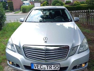 Mercedes E200