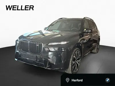 Neu BMW X7 Comfort Edition 530 PS (389 kW) 2026 Saphirschwarz (schwarz) SUV
