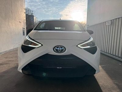 Weiß Gebraucht 2020 Toyota Aygo Kleinwagen | 8.000 € (Etwas zu teuer)
