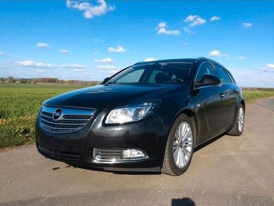 Gebraucht Opel Insignia Eco 160 PS (117 kW) 2012 Schwarz Kombi