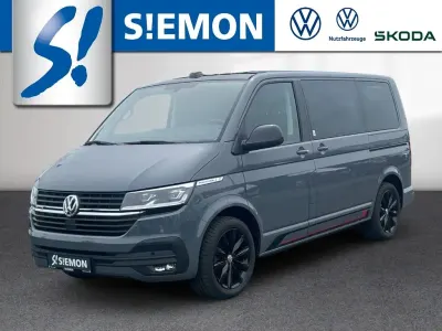 Gebraucht VW Multivan Comfortline 204 PS (150 kW) 2023 Grau Van / Kleinbus