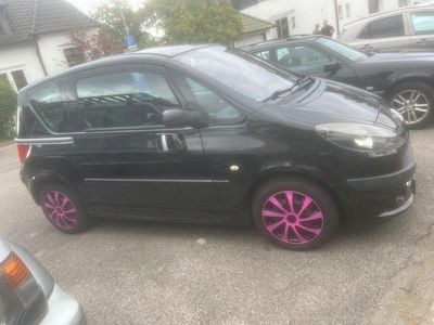 Gebraucht Peugeot 1007 Premium 73 PS (53 kW) 2006 Schwarz Van / Kleinbus