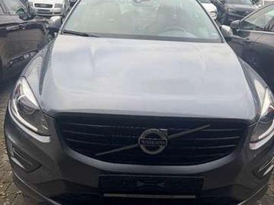 Grau Gebraucht 2017 Volvo XC60 R-Design SUV | 22.890 € (Fairer Preis)