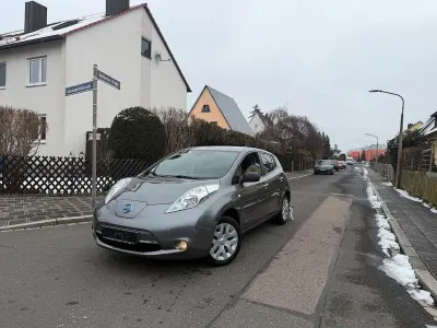 Gebraucht Nissan Leaf Acenta 80 kW (109 PS) 2016 Silber Kleinwagen