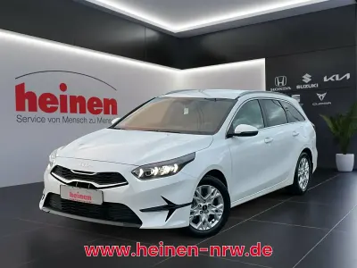 Second-hand Kia Ceed Sportswagon Gold 140 CP (102 kW) 2025 Alb Break