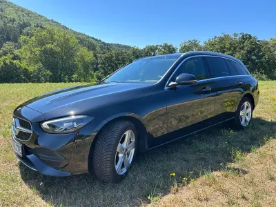 Gebraucht Mercedes C300e 313 PS (230 kW) 2024 Schwarz Limousine