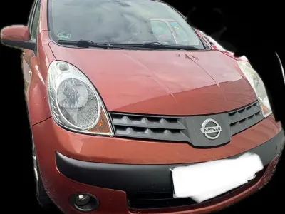 Gebraucht Nissan Note Acenta 110 PS (80 kW) 2006 Rot Kleinwagen