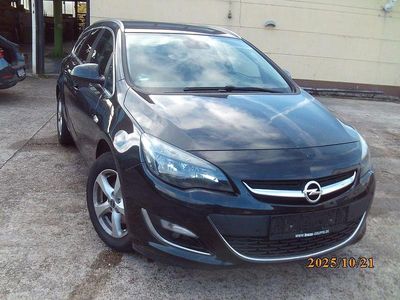 Gebraucht Opel Astra Exklusiv 136 PS (100 kW) 2016 Schwarz Kombi