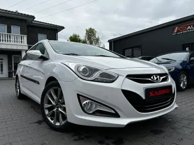 Gebraucht Hyundai i40 Comfort 135 PS (99 kW) 2015 Weiß Kombi