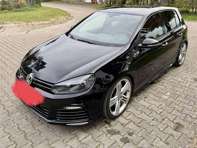 Schwarz Gebraucht 2012 VW Golf VII R Kombi | 17.990 € (Teuer)