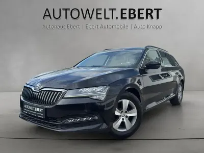 Używany Skoda Superb 150 KM (110 kW) 2022 Czarny Kombi