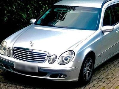 Mercedes E220