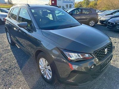 Grau Gebraucht 2024 Seat Arona Style SUV | 19.390 € (Guter Preis)
