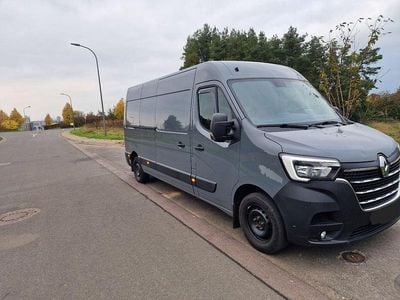 Grau Gebraucht 2021 Renault Master | 16.499 €