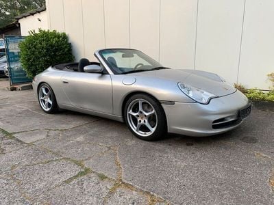 Silber Gebraucht 2003 Porsche 911 Cabrio | 39.996 €