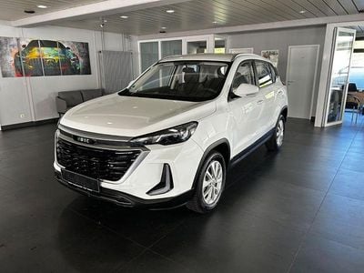 Usado Baic X35 116 HP (85 kW) 2022 Branco SUV