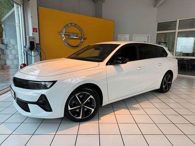 Weiß Gebraucht 2024 Opel Astra Kombi | 24.391 € (Guter Preis)