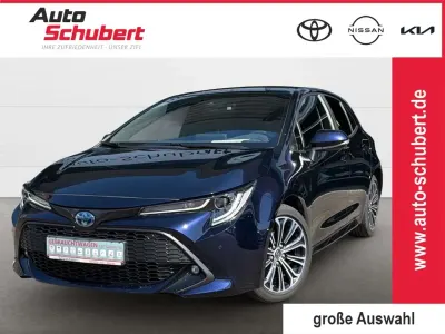Gebraucht Toyota Corolla Hybrid Team 122 PS (89 kW) 2022 Blau Limousine