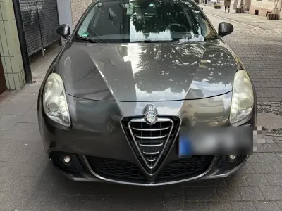 Gebraucht Alfa Romeo Giulietta 170 PS (125 kW) 2010 Grau Kleinwagen