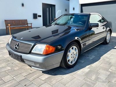 Second-hand Mercedes SL300 231 CP (169 kW) 1993 Cabrio