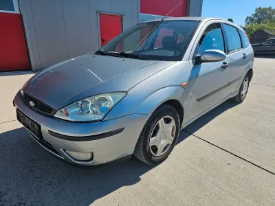 Gebraucht Ford Focus 101 PS (74 kW) 2003 Grau Limousine