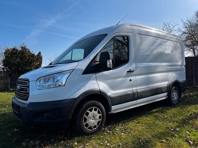 Begagnad Ford Transit 105 HK (77 kW) 2018 Vit Minibuss