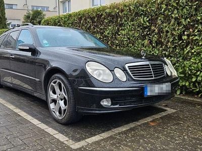 Gebraucht Mercedes E320 Avantgarde 224 PS (164 kW) 2003 Schwarz Limousine