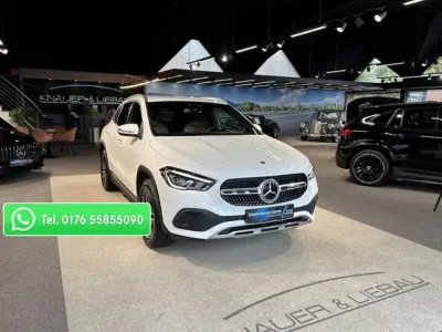 Gebraucht Mercedes GLA200 Progressive 163 PS (119 kW) 2021 Weiß SUV