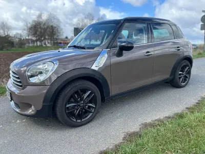 Gebraucht Mini Countryman 111 PS (81 kW) 2011 Braun SUV