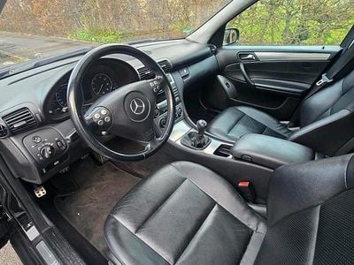 Gebraucht Mercedes C200 140 PS (102 kW) 2005 Schwarz Limousine