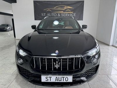 Usata Maserati Levante 275 CV (202 kW) 2018 Nero SUV