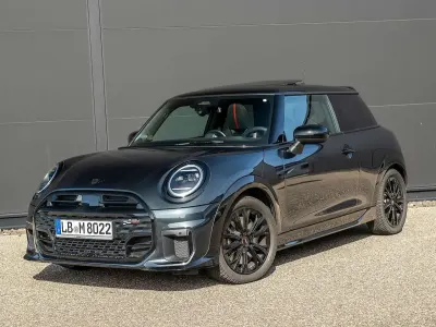Gebraucht Mini John Cooper Works 204 PS (150 kW) 2025 Legend grey Kleinwagen